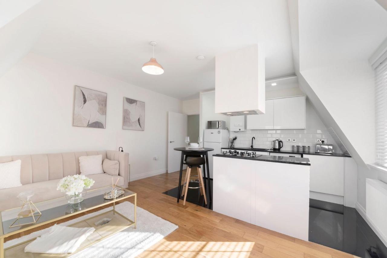 Spacious One Bed Loft Apartment Birchanger Exterior foto